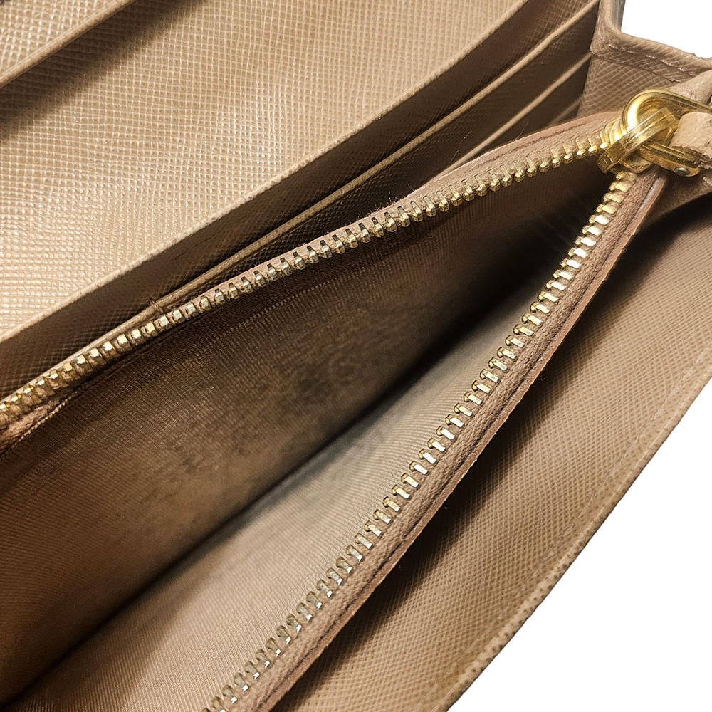 PRADA LONG WALLET - Picture 10 of 13